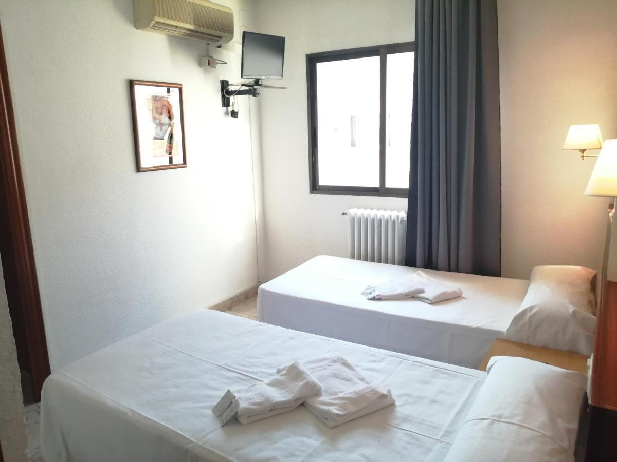 Hostal Jaime I Huesca Exteriér fotografie