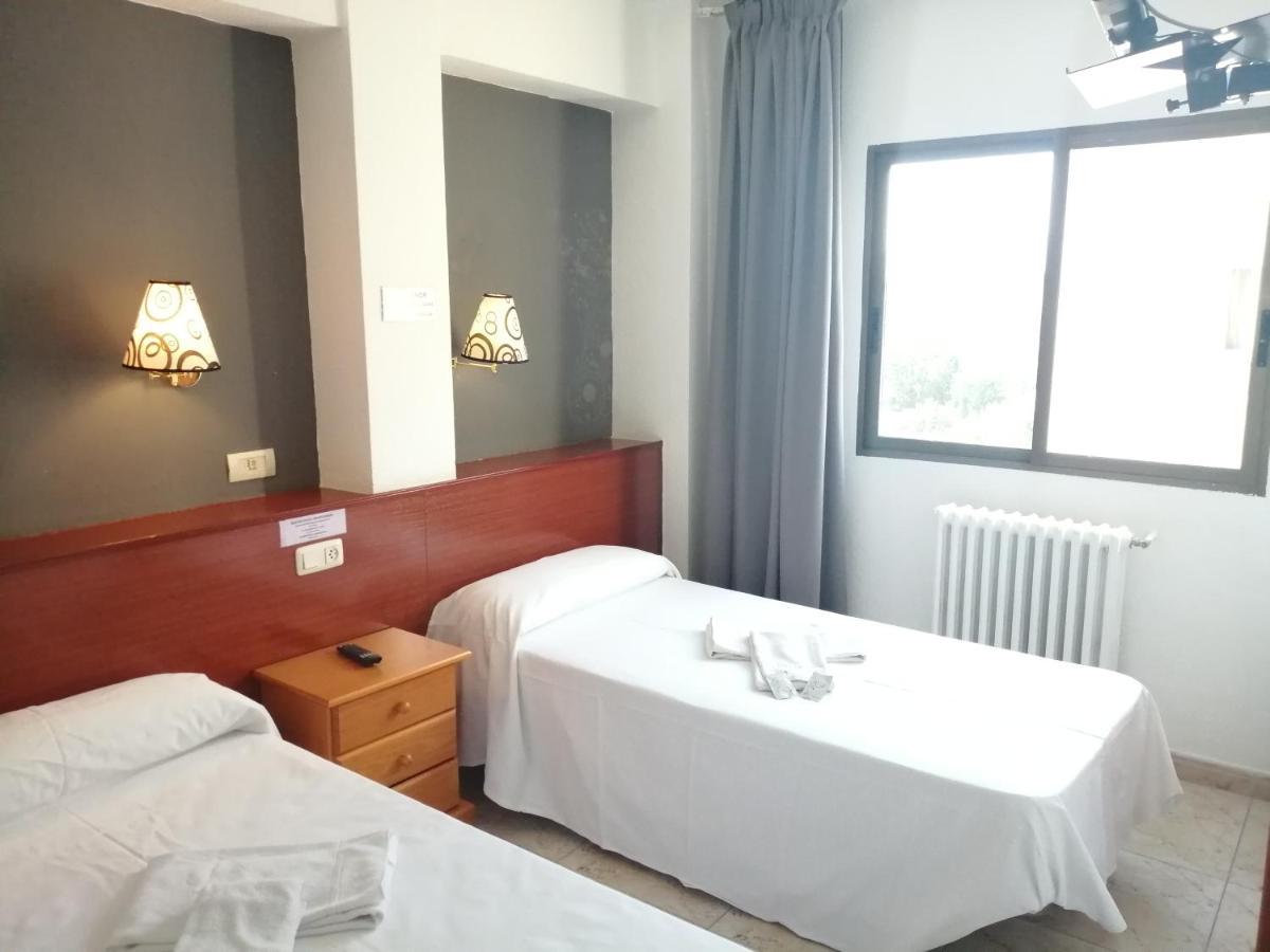 Hostal Jaime I Huesca Exteriér fotografie