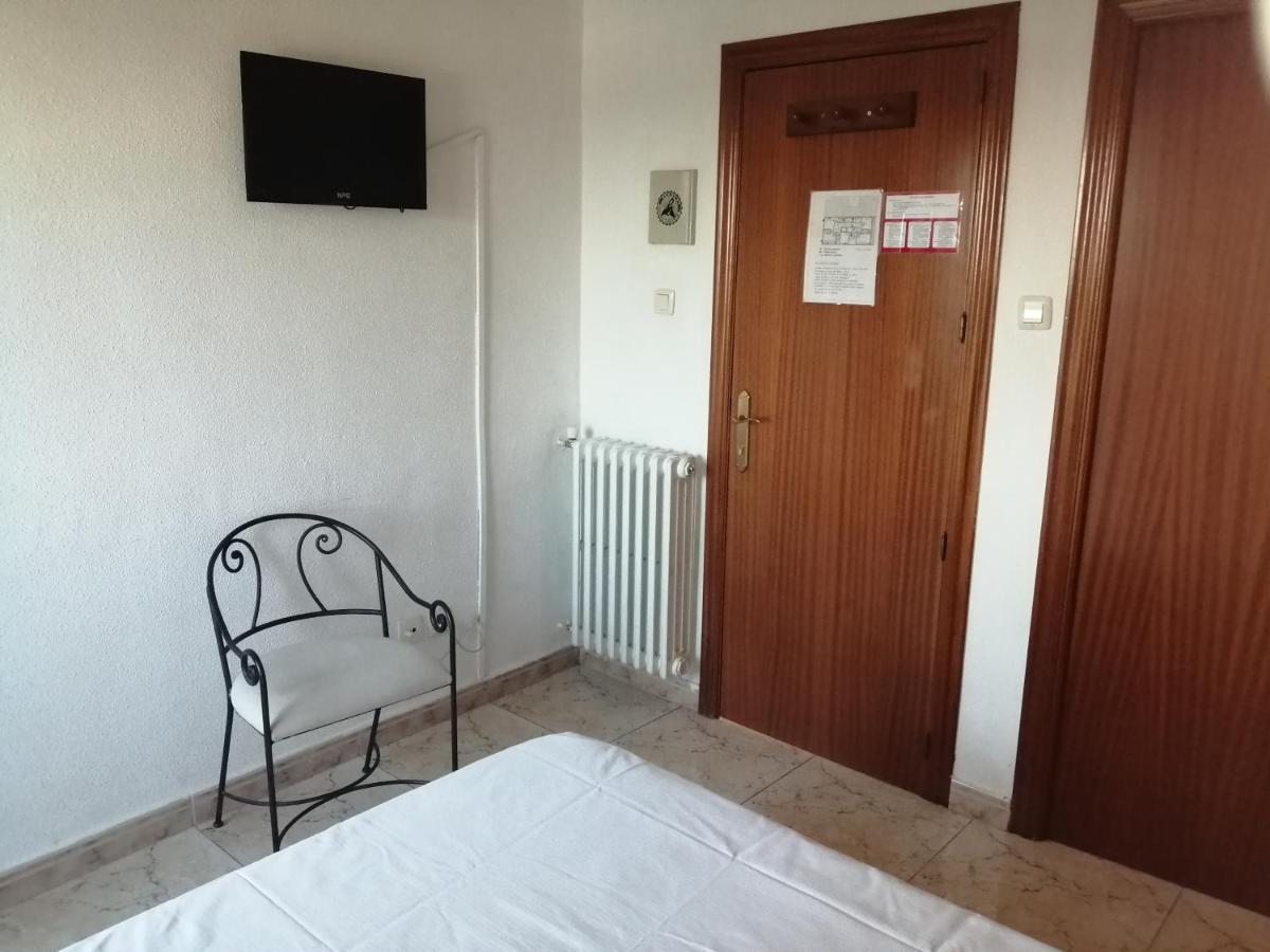 Hostal Jaime I Huesca Exteriér fotografie