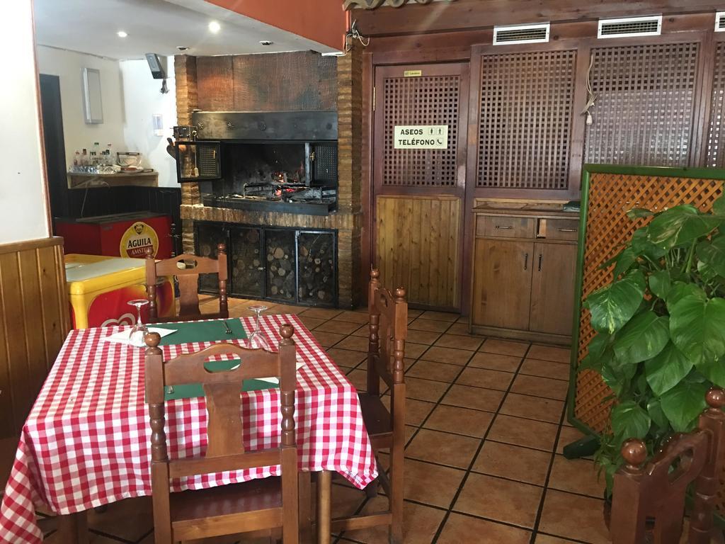 Hostal Jaime I Huesca Exteriér fotografie
