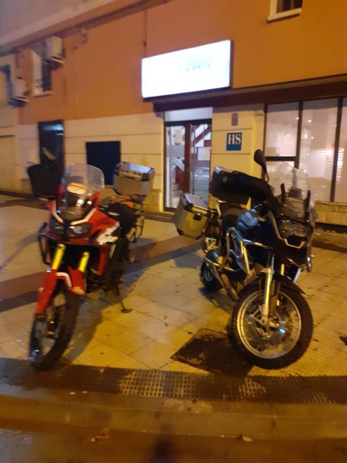 Hostal Jaime I Huesca Exteriér fotografie